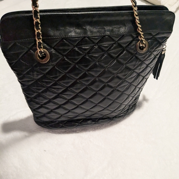 Vintage Chanel black quilted purse with replaced zipper and linning - Picture 4 of 4